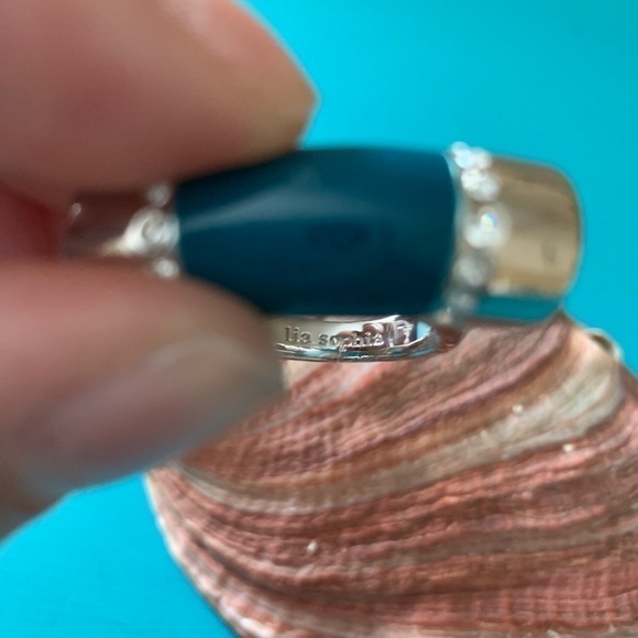 Lia Sophia Peacock Blue Cocktail Statement Ring - Picture 4 of 4